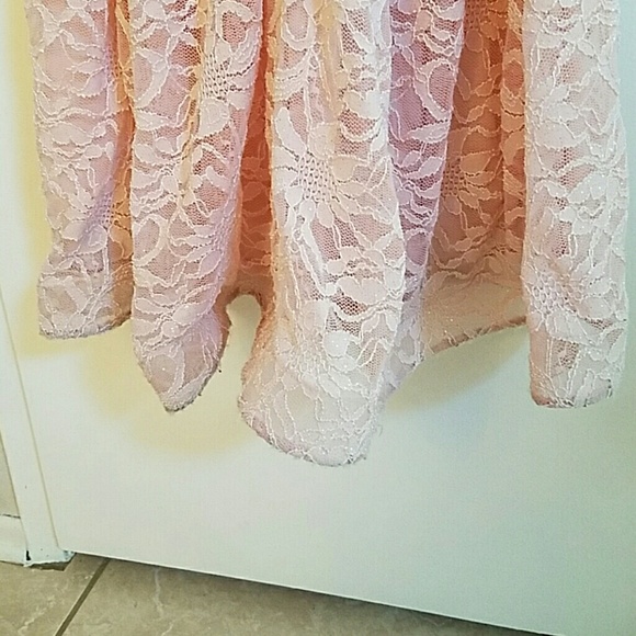 WINDSOR DRESS PROM - Picture 4 of 8